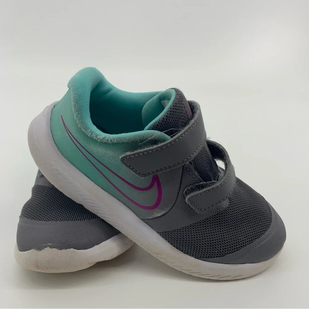 Nike Kids Gray and Aqua Sneakers